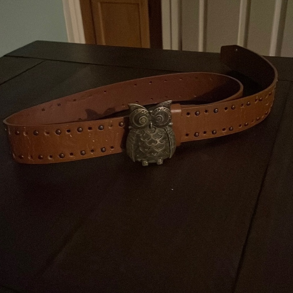 Brown belt with owl belt buckle - Picture 2 of 4
